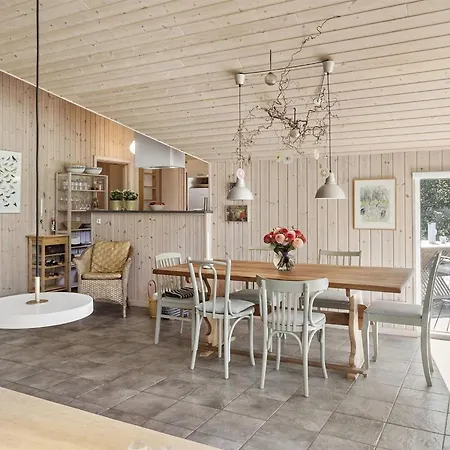 Silke - 600m From The Sea In Lolland- Falster And Mon By Interhome * Rødby