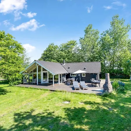 Silke - 600m From The Sea In Lolland- Falster And Mon By Interhome *